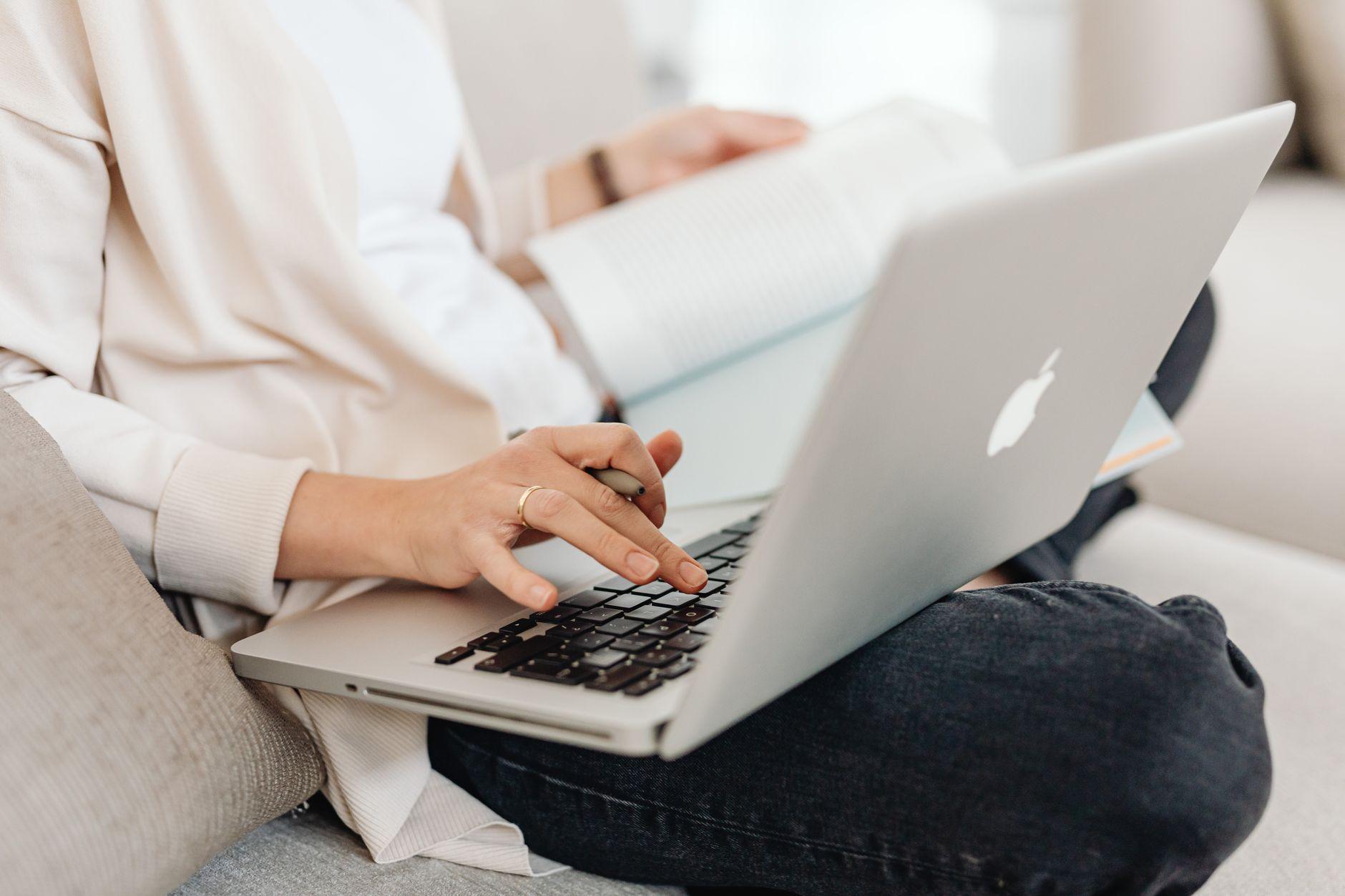 How to Check If What You Read Online Is Real (and Who Actually Wrote It)